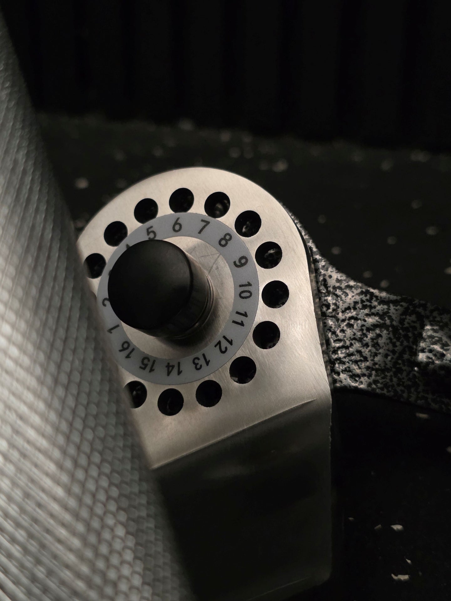 Multi Angle Performance Handles SQMIZE® MG110