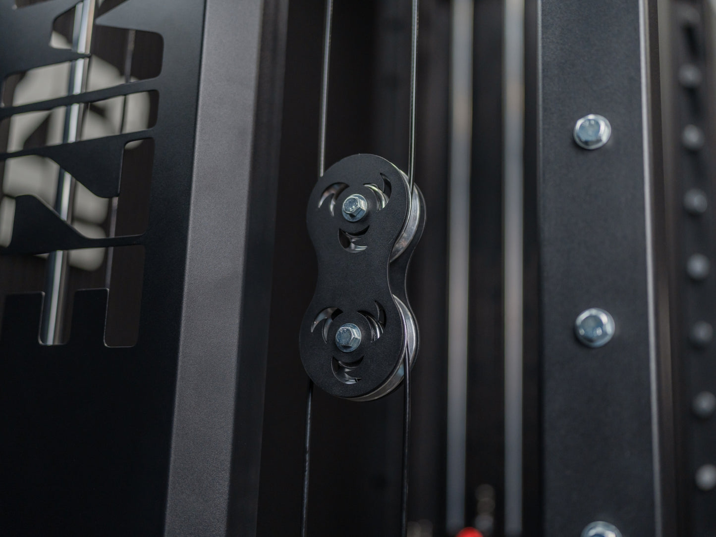 Tri-Power Gym SQMIZE® PREMIUM BISON SQ-S981-90, Kabelzugstation, Multipresse & Half Rack, Höhe 226 cm