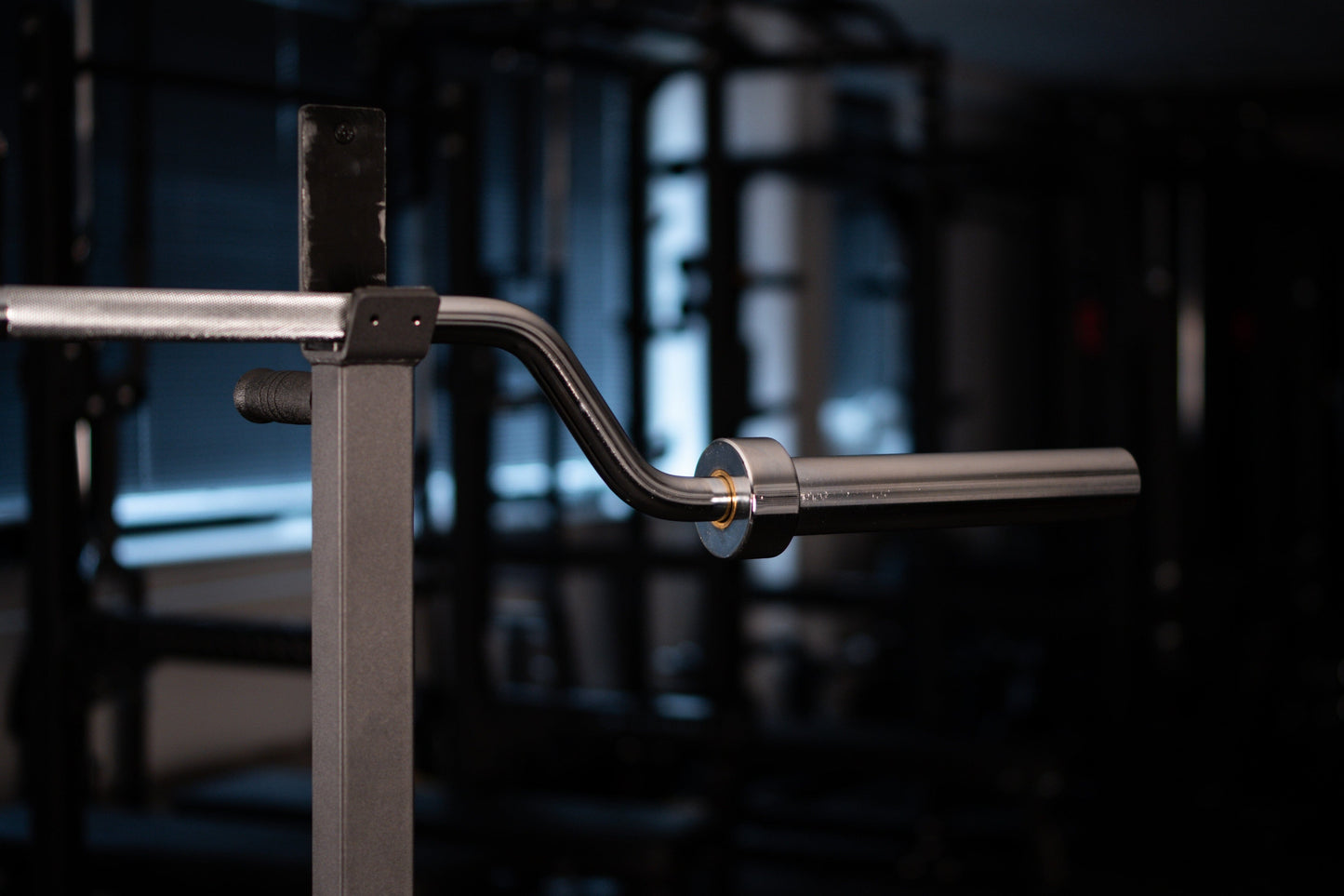 Olympia Safety Squat Bar SQMIZE® OBSB www.simpleproducts.at 