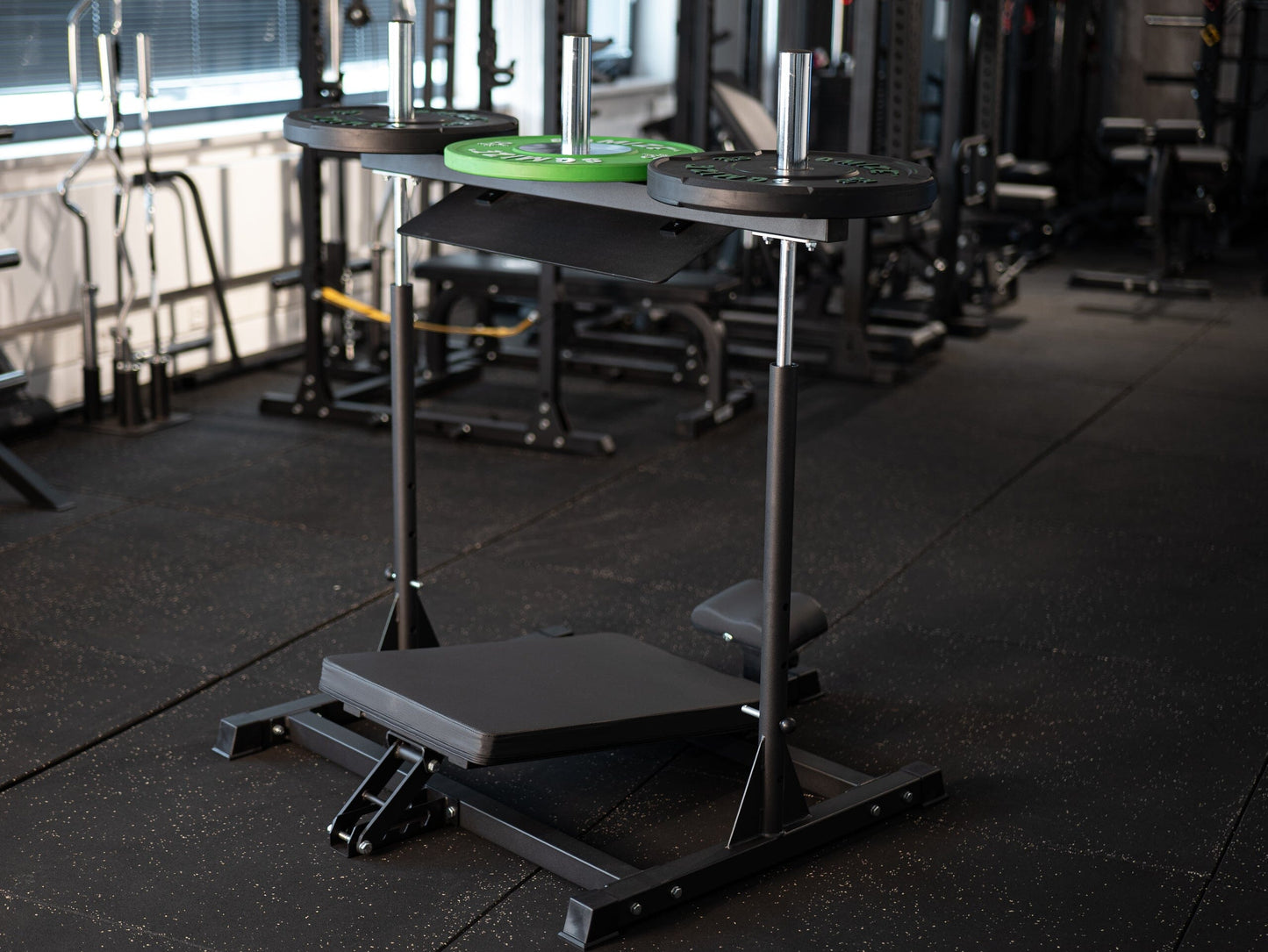 Vertikale Beinpresse SQMIZE® POWER PACK VLP5i Linear www.simpleproducts.at 
