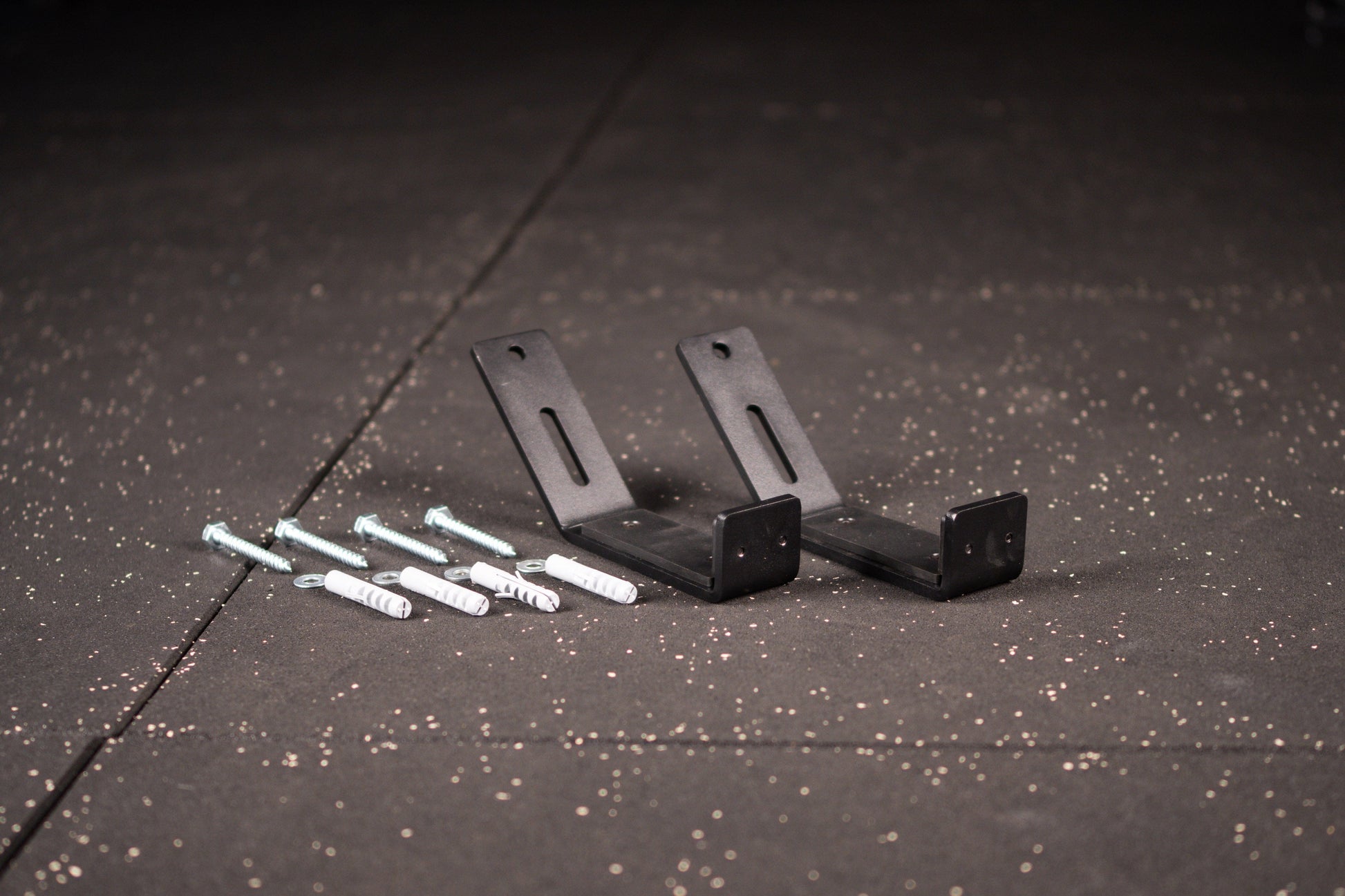 Wall-mounted Kettlebell Holder SQMIZE® KBH40, 1 Paar www.simpleproducts.at 